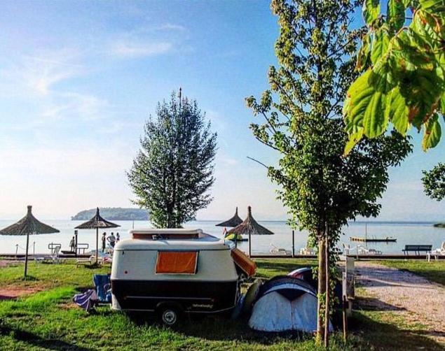 Camping Village Punta Navaccia Tuoro sul Trasimeno Exterior foto